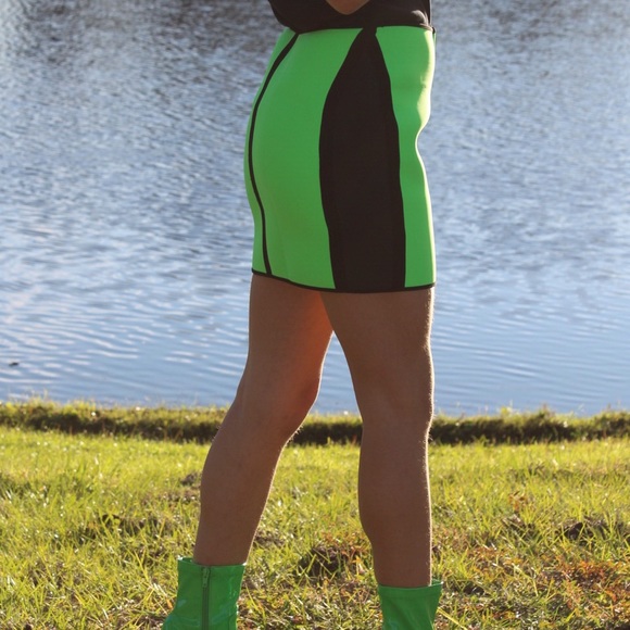 MWT GREEN DOLLSKILL SKIRT - Picture 2 of 6